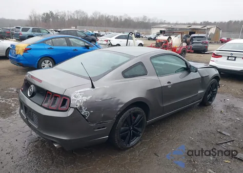 2014 Ford Mustang V6 from USA, damaged, VIN 1ZVBP8AM8E5290659